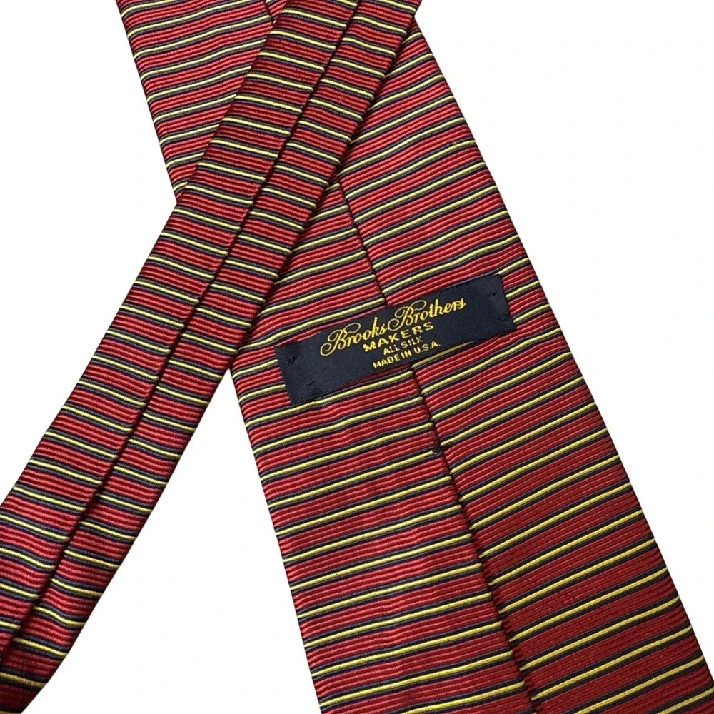 Brooks Brothers Makers Mens Silk Tie Burgundy Navy Yellow Horizontal Stripe USA